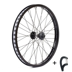 CULT Crew X Match V2 Front Wheel, Black (with guards)